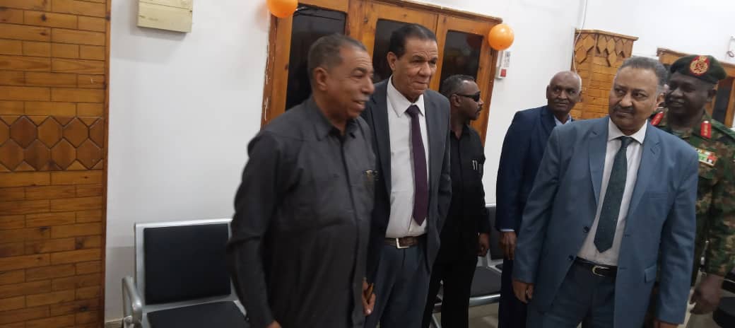 والي الشمالية يُدشن فرع بنك العمال 1 IMG 20250216 WA0045