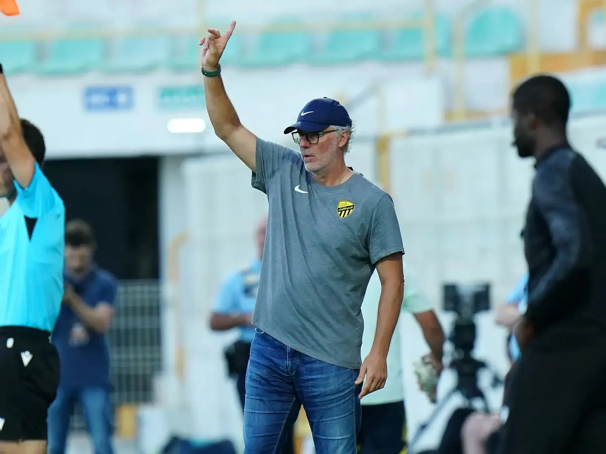 22e962f4 8844 4f6c aec6 46d3bbaea49c