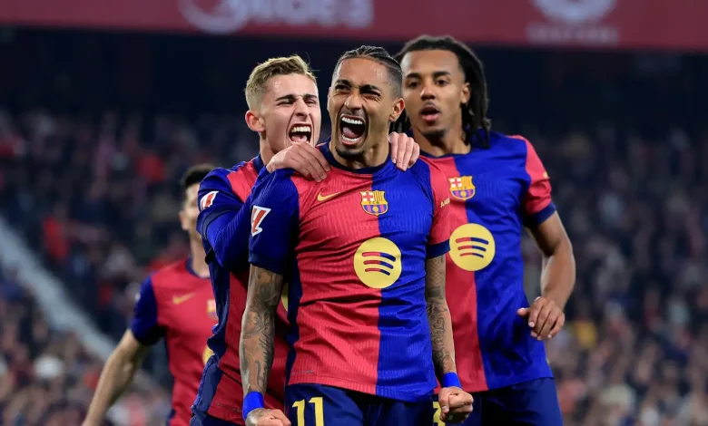 Raphinha of FC Barcelona celebrates Getty Images.png