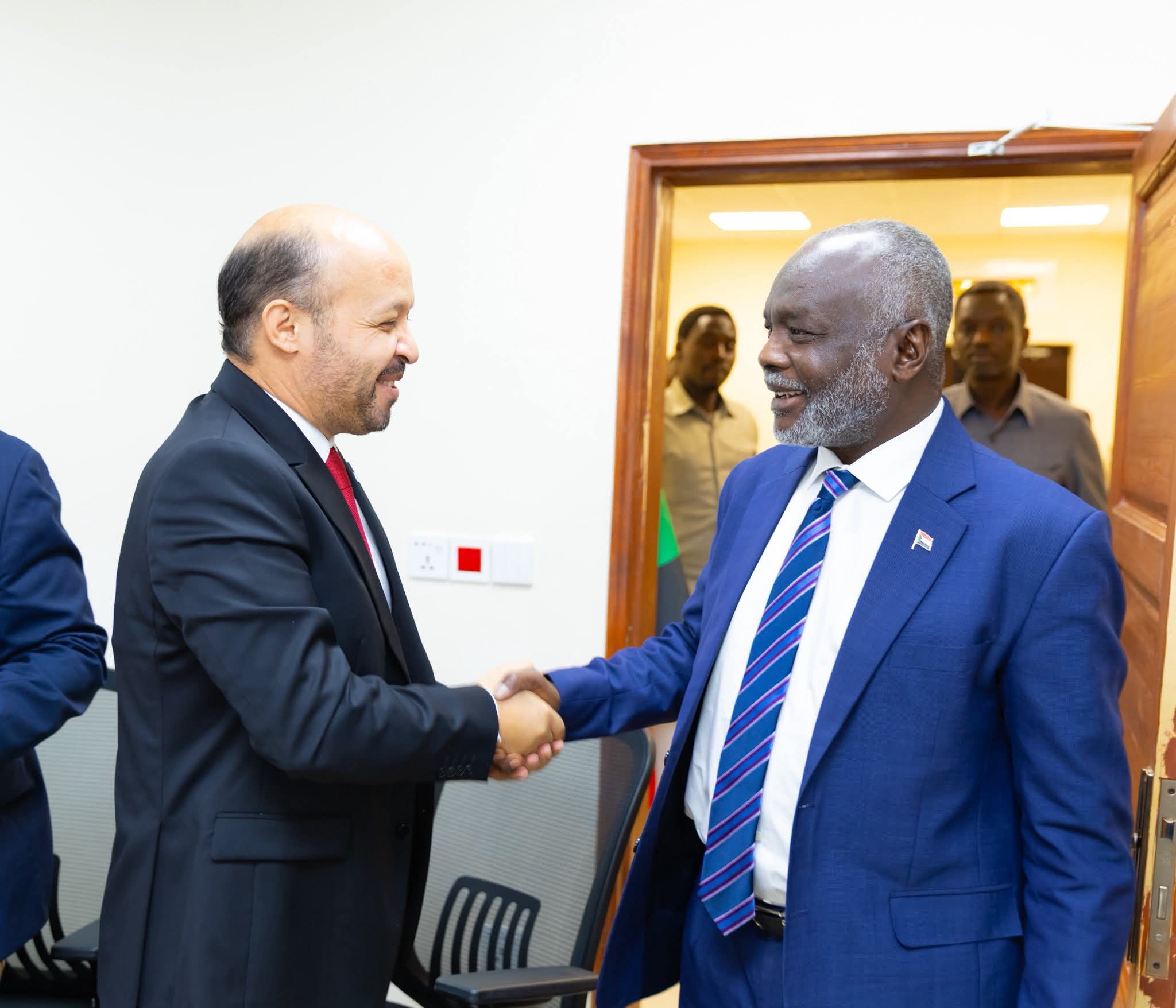 ٢٠٢٥٠٩٠٩ ٠١٣٧٢٧