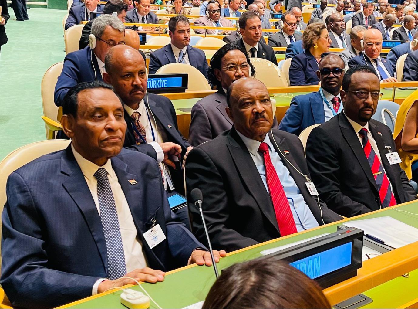 ٢٠٢٥٠٩٢٣ ١٨٤٦٣٣