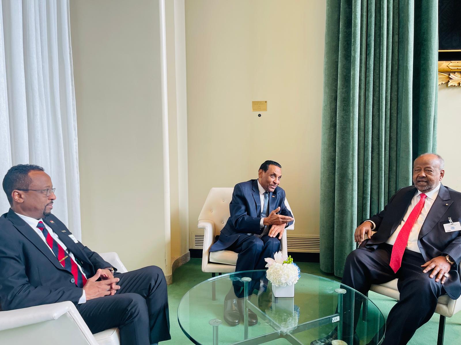 ٢٠٢٥٠٩٢٤ ١١١٩١٤