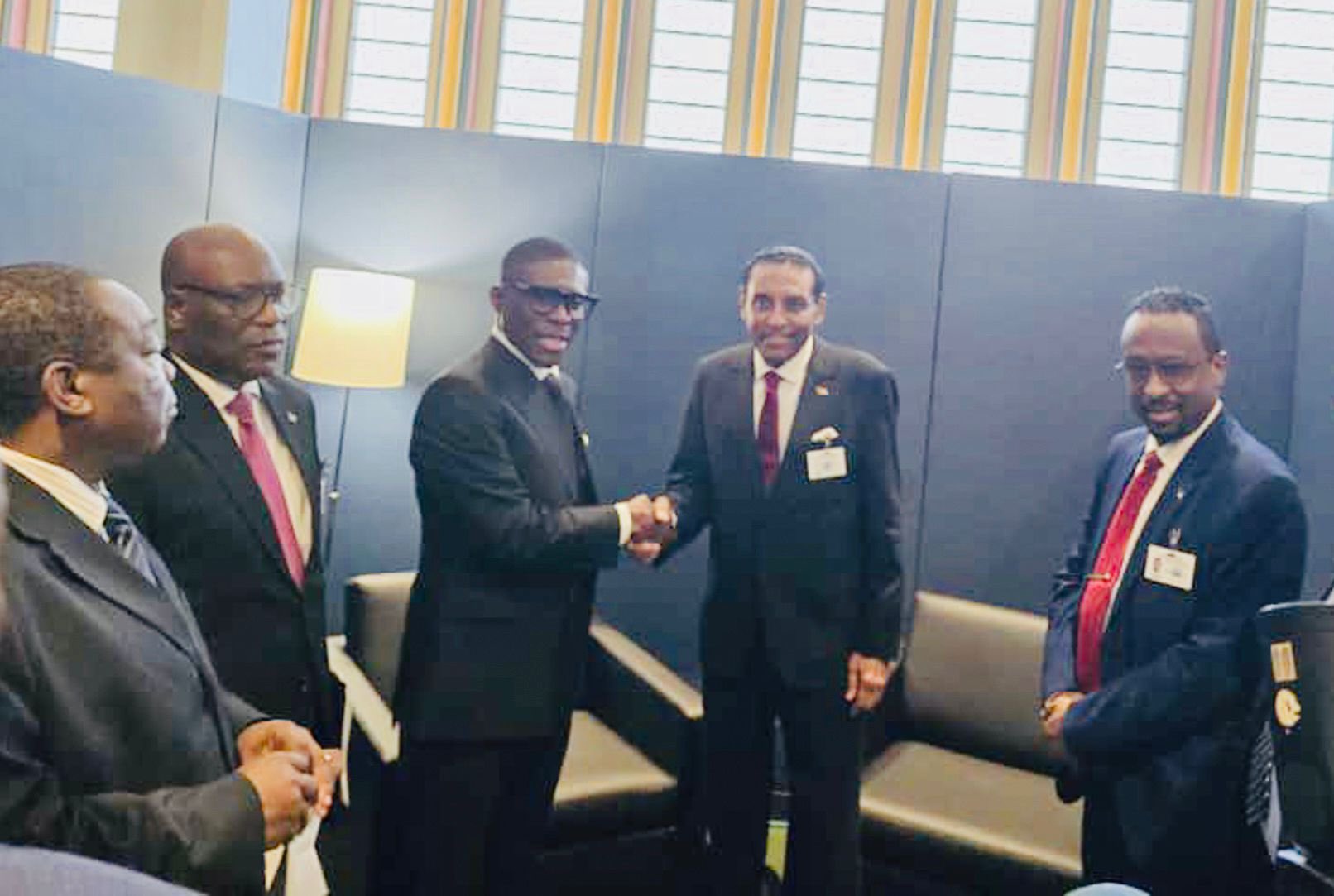 ٢٠٢٥٠٩٢٦ ١٤١٨٣٣