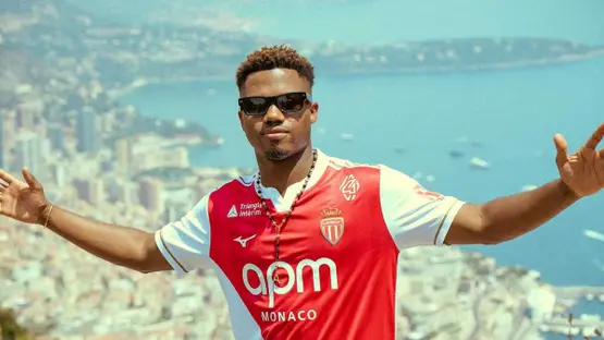 فاتي يسطع في سماء الدوري الفرنسي بتحطيم رقم أسطوري عمره 77 عاماً